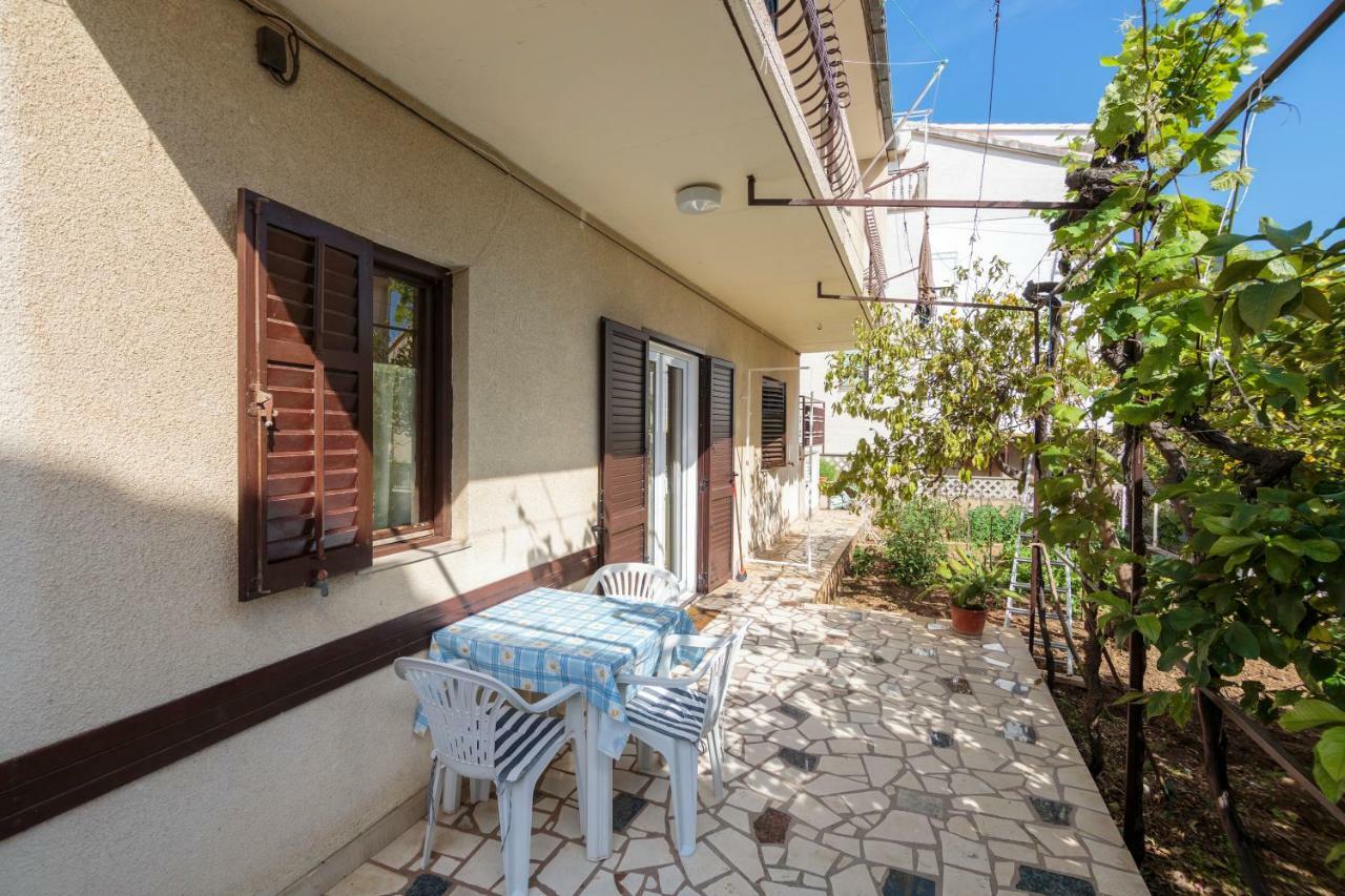 Apartmani Jordana Komiža Dış mekan fotoğraf