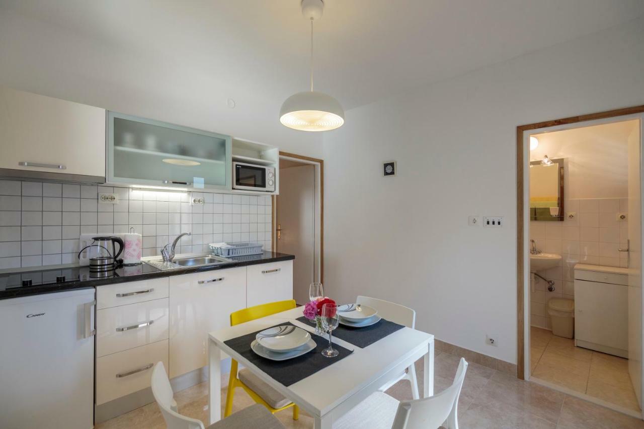 Apartmani Jordana Komiža Dış mekan fotoğraf