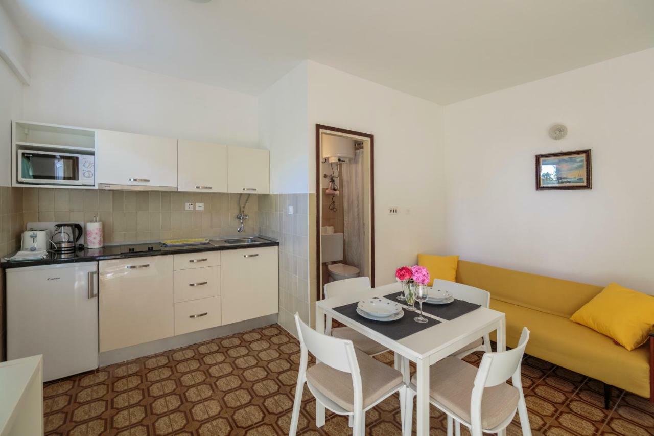 Apartmani Jordana Komiža Dış mekan fotoğraf