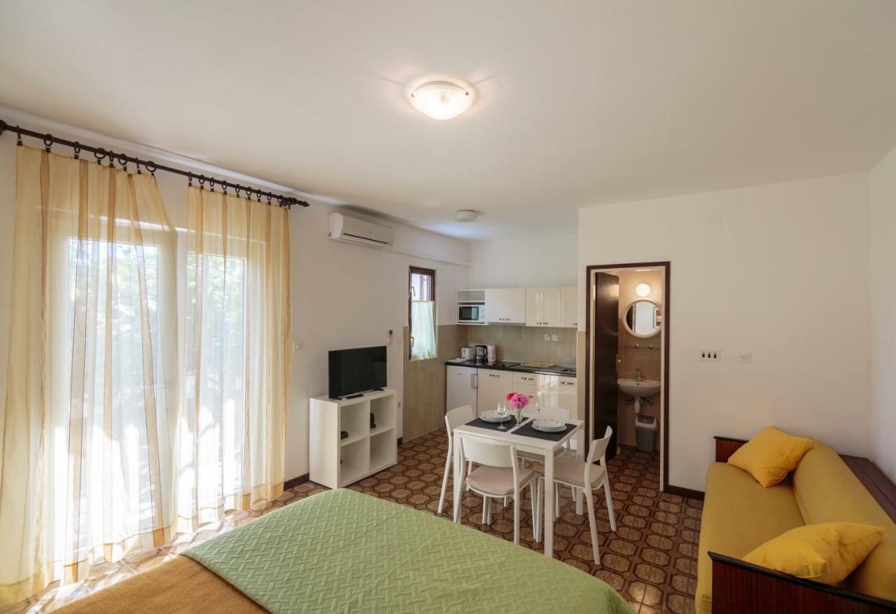 Apartmani Jordana Komiža Dış mekan fotoğraf