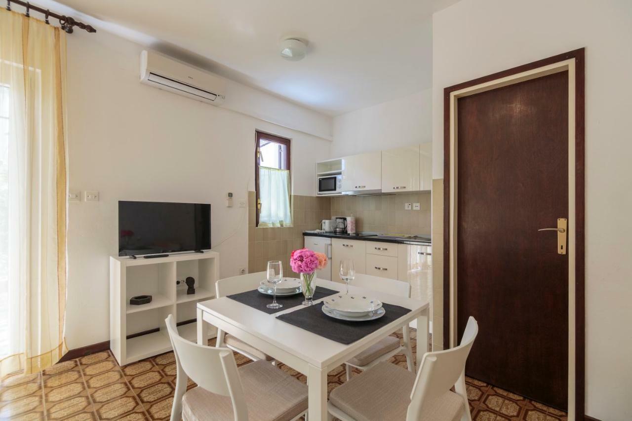 Apartmani Jordana Komiža Dış mekan fotoğraf